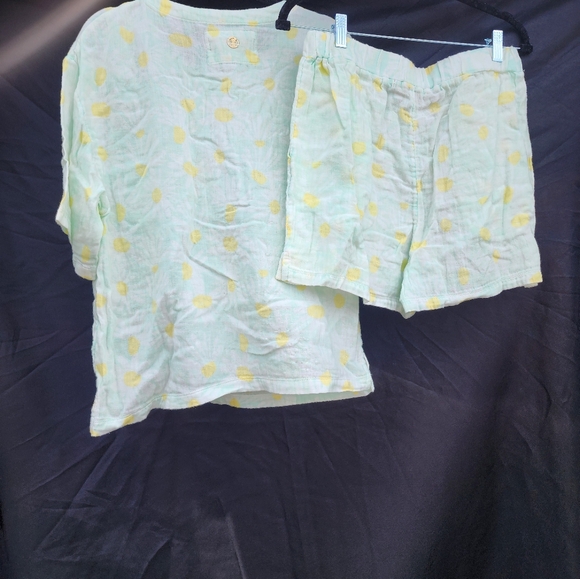 Simply Southern Other - New Simply Southern lemon Lounge set sz sm